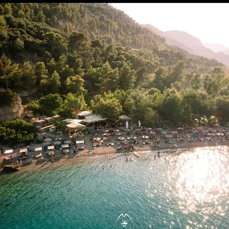 Alio Seaside Maisonette, Steps From * Diakopto
