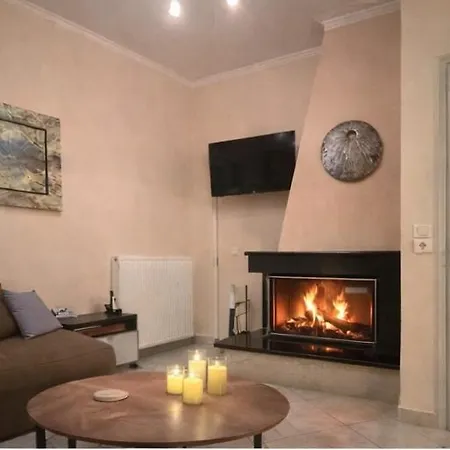 Alio Seaside Maisonette, Steps From Casa de Campo Diakopto