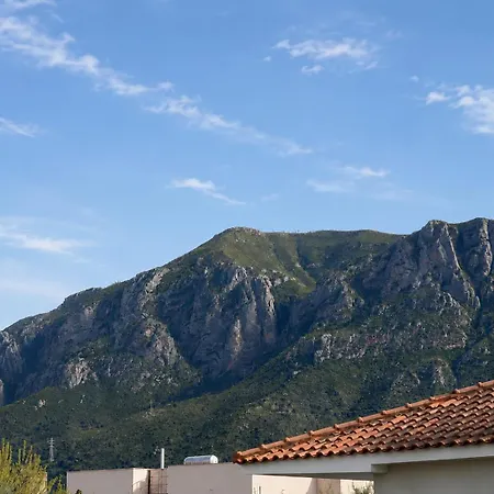 Alio Seaside Maisonette, Steps From Diakopto