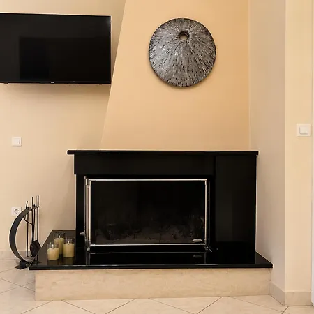 Casa de Campo Alio Seaside Maisonette, Steps From