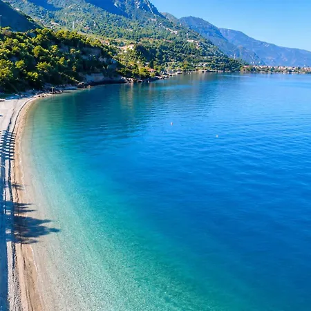 Alio Seaside Maisonette, Steps From * Diakopto